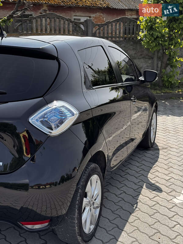 Хэтчбек Renault Zoe 2017 в Городке