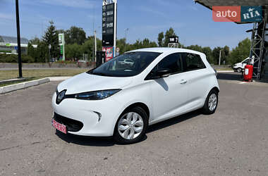 Хэтчбек Renault Zoe 2017 в 