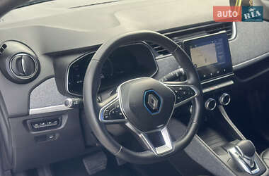Хэтчбек Renault Zoe 2020 в 