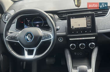 Хэтчбек Renault Zoe 2020 в 