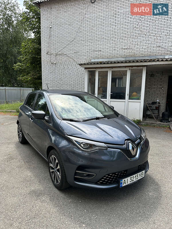 Хэтчбек Renault Zoe 2021 в 