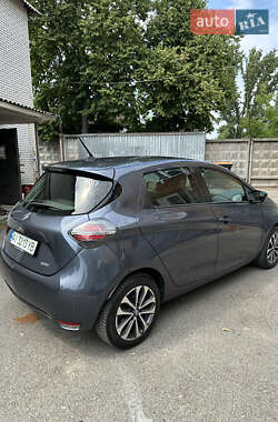 Хэтчбек Renault Zoe 2021 в 