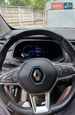Хэтчбек Renault Zoe 2021 в 