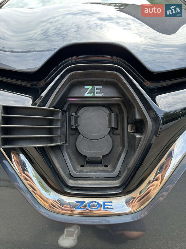 Хэтчбек Renault Zoe 2020 в Киеве