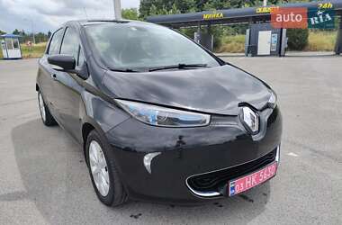 Хэтчбек Renault Zoe 2016 в 