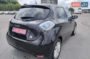 Хэтчбек Renault Zoe 2016 в 