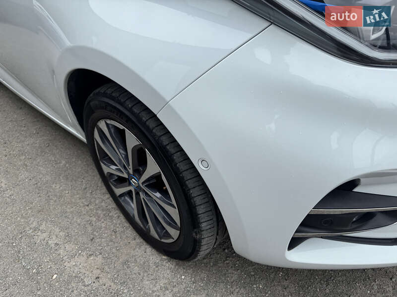 Хэтчбек Renault Zoe 2019 в Тернополе