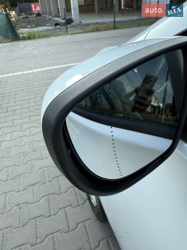 Хэтчбек Renault Zoe 2019 в Луцке