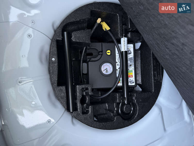 Хэтчбек Renault Zoe 2019 в Луцке