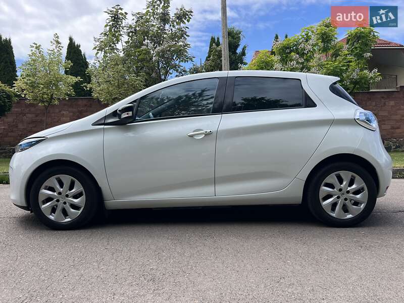 Хэтчбек Renault Zoe 2015 в Ровно