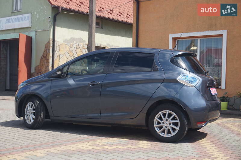 Хэтчбек Renault Zoe 2017 в Самборе