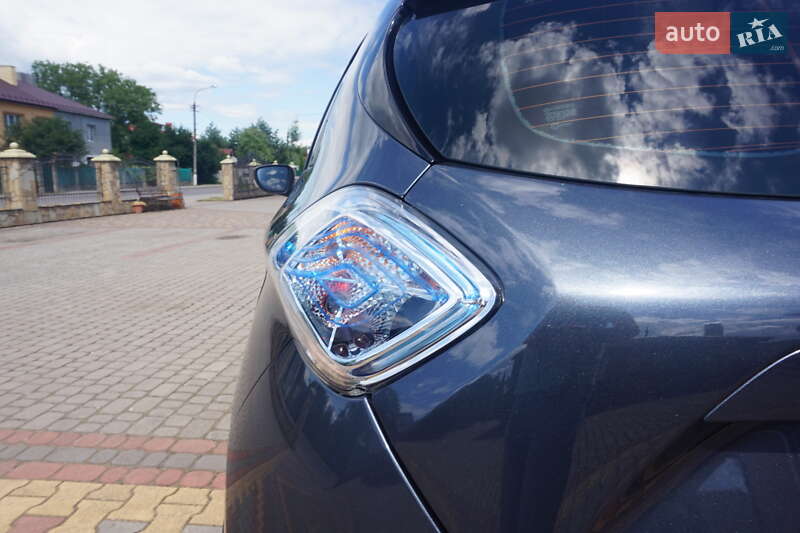 Хэтчбек Renault Zoe 2017 в Самборе