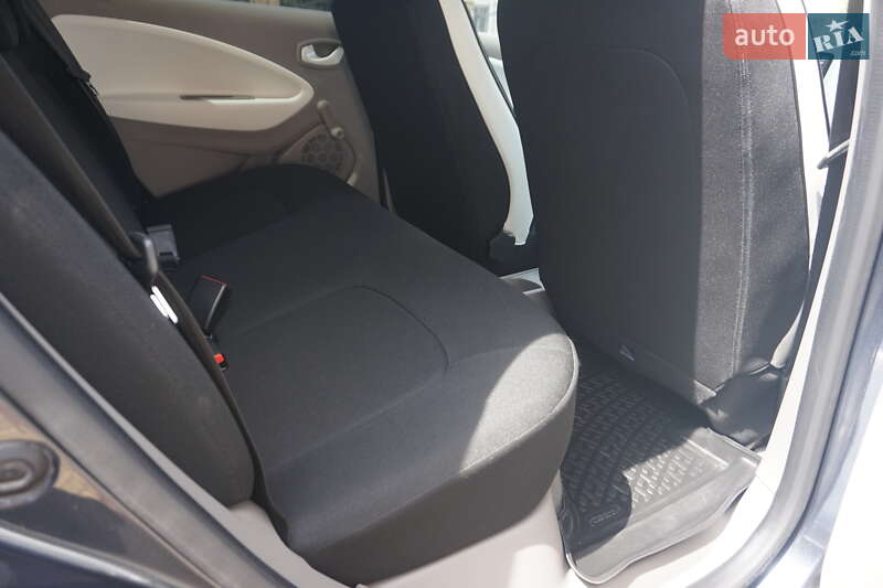 Хэтчбек Renault Zoe 2017 в Самборе