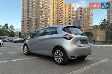 Хэтчбек Renault Zoe 2021 в 