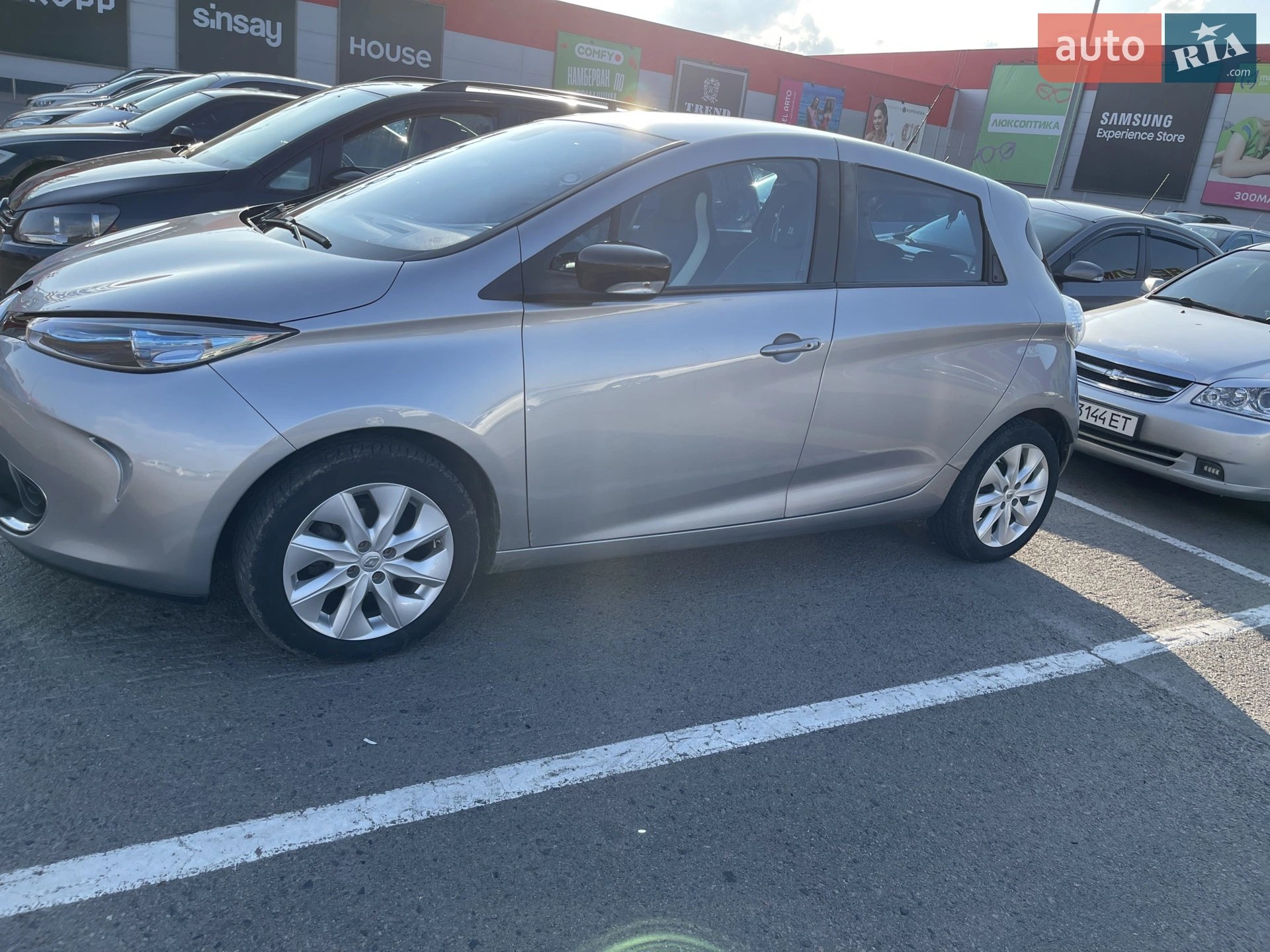 2015 Renault ZOE - мініатюра 3