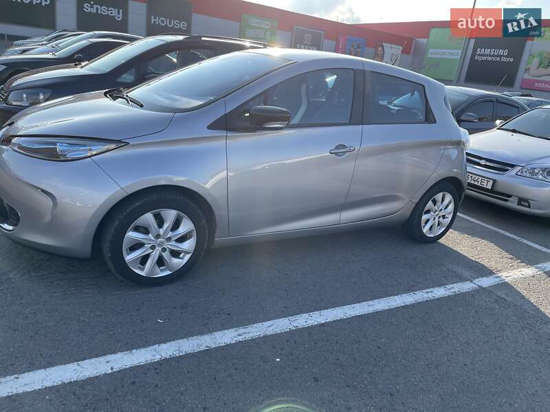 Хэтчбек Renault Zoe 2015 в Ровно