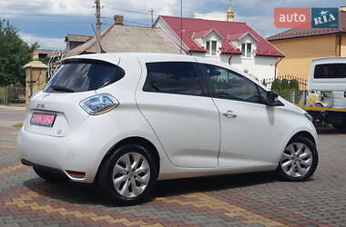 Хетчбек Renault Zoe 2016 в 