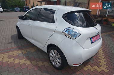 Хетчбек Renault Zoe 2016 в 