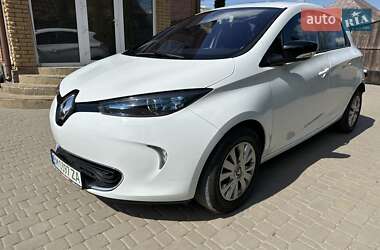 Хэтчбек Renault Zoe 2015 в 