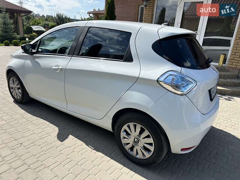 Хэтчбек Renault Zoe 2015 в Сумах