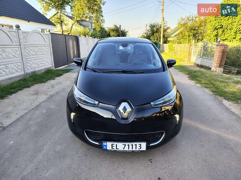 Хэтчбек Renault Zoe 2015 в Дубно