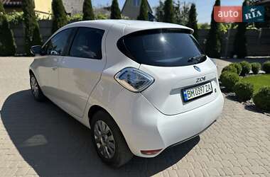 Хэтчбек Renault Zoe 2015 в 