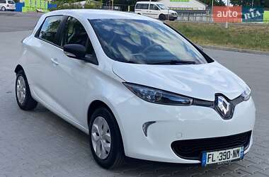 Хэтчбек Renault Zoe 2019 в 