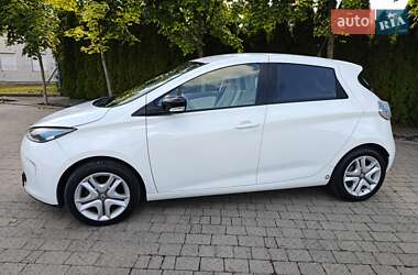 Хэтчбек Renault Zoe 2017 в 