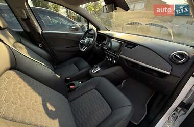 Хэтчбек Renault Zoe 2020 в 