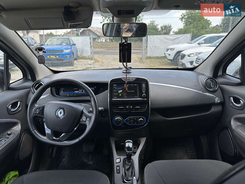 Хэтчбек Renault Zoe 2017 в Ивано-Франковске