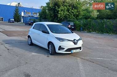 Хэтчбек Renault Zoe 2021 в 