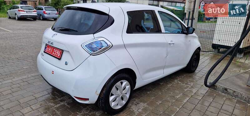 Хэтчбек Renault Zoe 2015 в Бродах