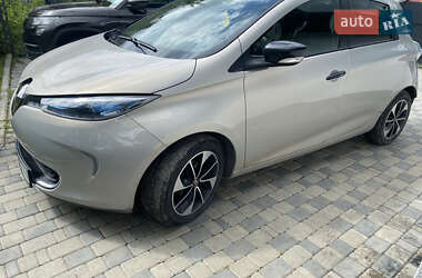 Хэтчбек Renault Zoe 2018 в 