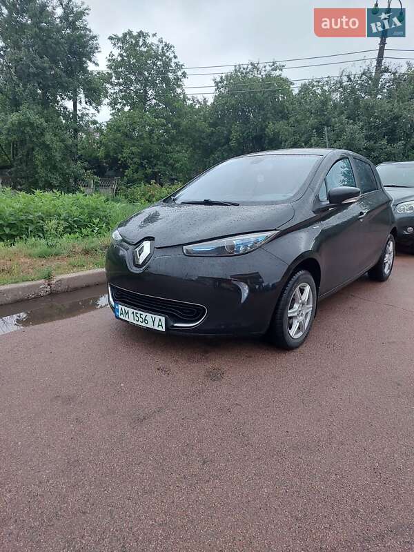 Хэтчбек Renault Zoe 2015 в Житомире