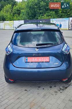 Хэтчбек Renault Zoe 2017 в 
