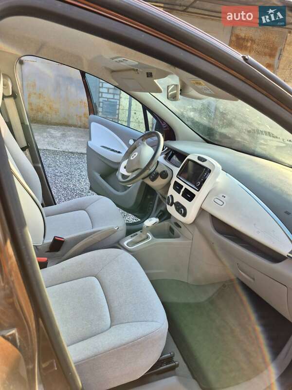 Хетчбек Renault Zoe 2014 в Запоріжжі