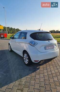 Хэтчбек Renault Zoe 2012 в 