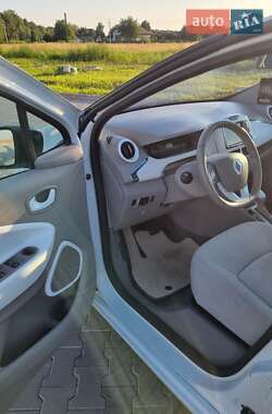 Хэтчбек Renault Zoe 2012 в 