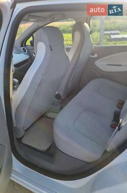 Хэтчбек Renault Zoe 2012 в 