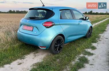 Хэтчбек Renault Zoe 2021 в 