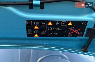 Хэтчбек Renault Zoe 2021 в 