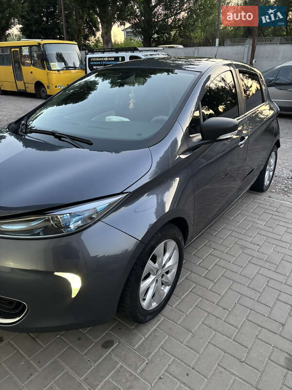 Хэтчбек Renault Zoe 2018 в Киеве фото 29 Хэтчбек Renault Zoe 2018 в Киеве