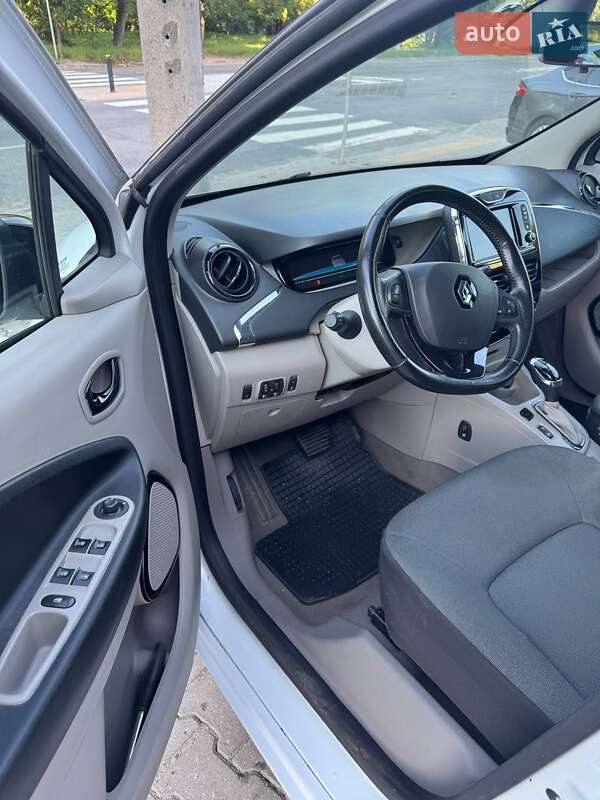 Хэтчбек Renault Zoe 2016 в Хмельницком фото 21 Хэтчбек Renault Zoe 2016 в Хмельницком