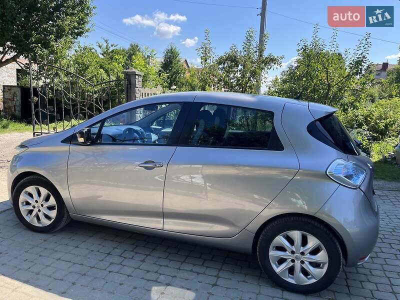 Хэтчбек Renault Zoe 2015 в Львове