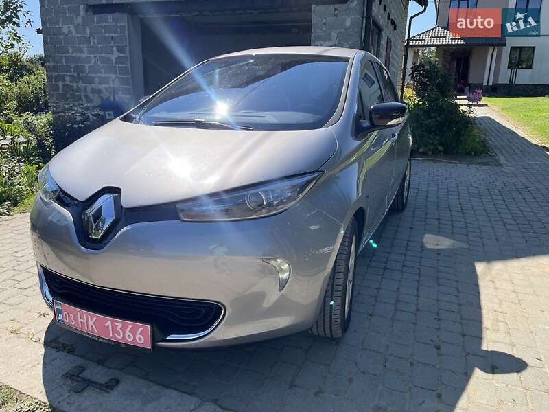 Хэтчбек Renault Zoe 2015 в Львове