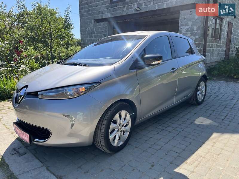 Хэтчбек Renault Zoe 2015 в Львове