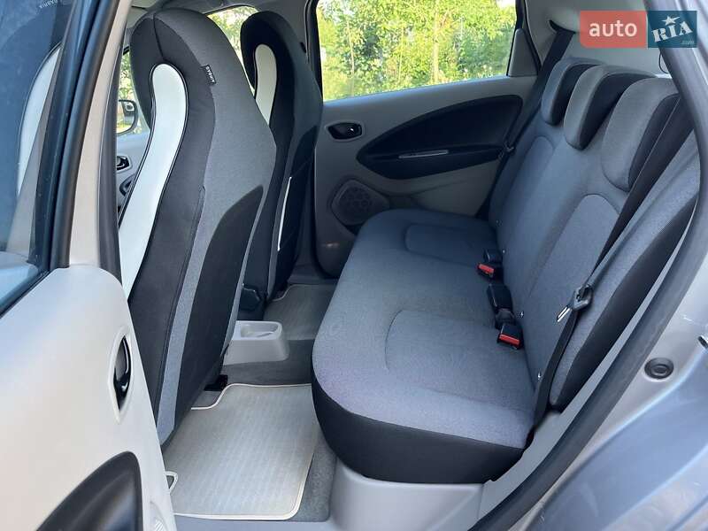Хэтчбек Renault Zoe 2015 в Львове