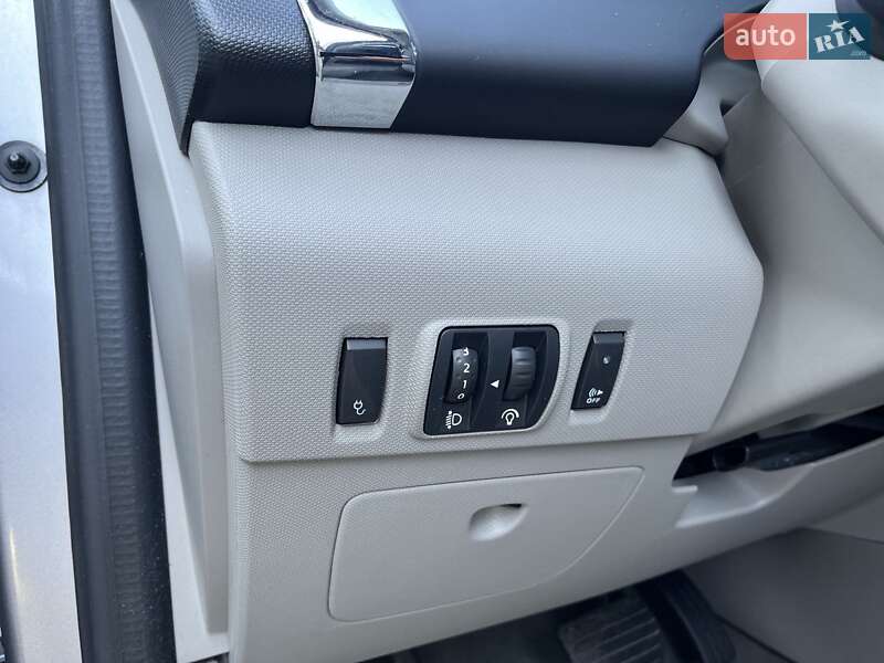 Хэтчбек Renault Zoe 2015 в Львове