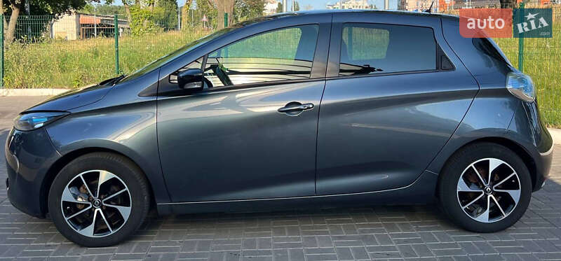 Хэтчбек Renault Zoe 2017 в Киеве
