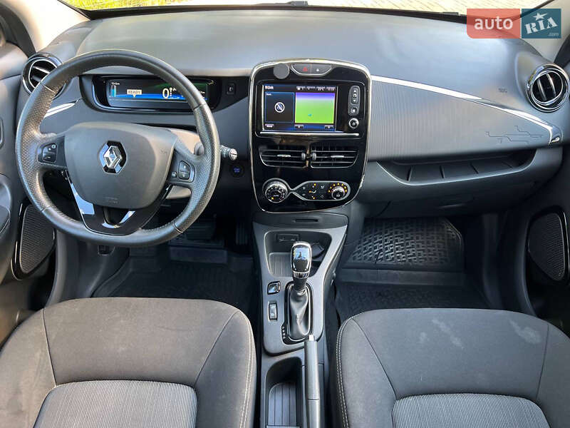 Хэтчбек Renault Zoe 2017 в Киеве